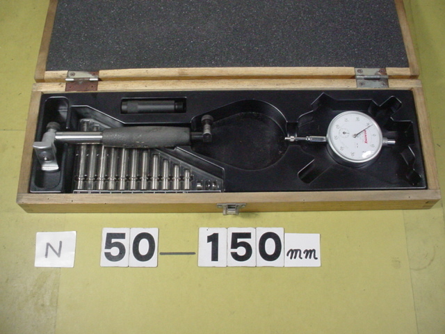 テクロック　シリンダーゲージ　中古品　測定範囲50～150mm　ダイヤルゲージ付　　N