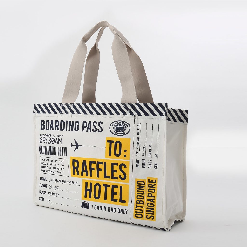 ラッフルズホテルRAFFLES HOTEL BOARDING PASS Tote BagシンガポールSingaporeトートバッグ搭乗券チケット飛行機バーコードなどのモチーフ