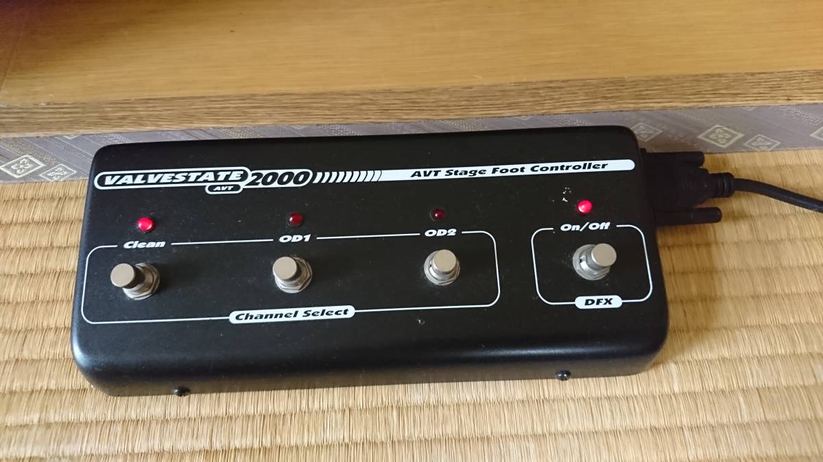 Marshall VALVESTATE 2000 AVT100　中古　作動確認済み フットスイッチ付属_画像6