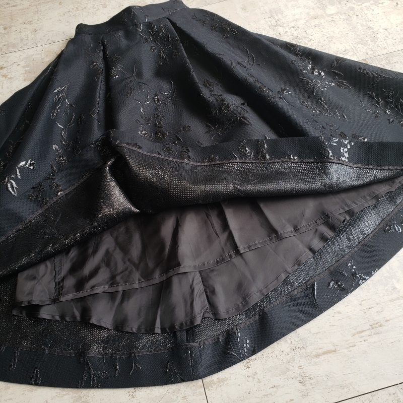 ユナイテッド トウキョウ 花柄 刺繍 フレア タック スカート 1 日本製 ヘムスカート ブラック UNITED TOKYO_画像8