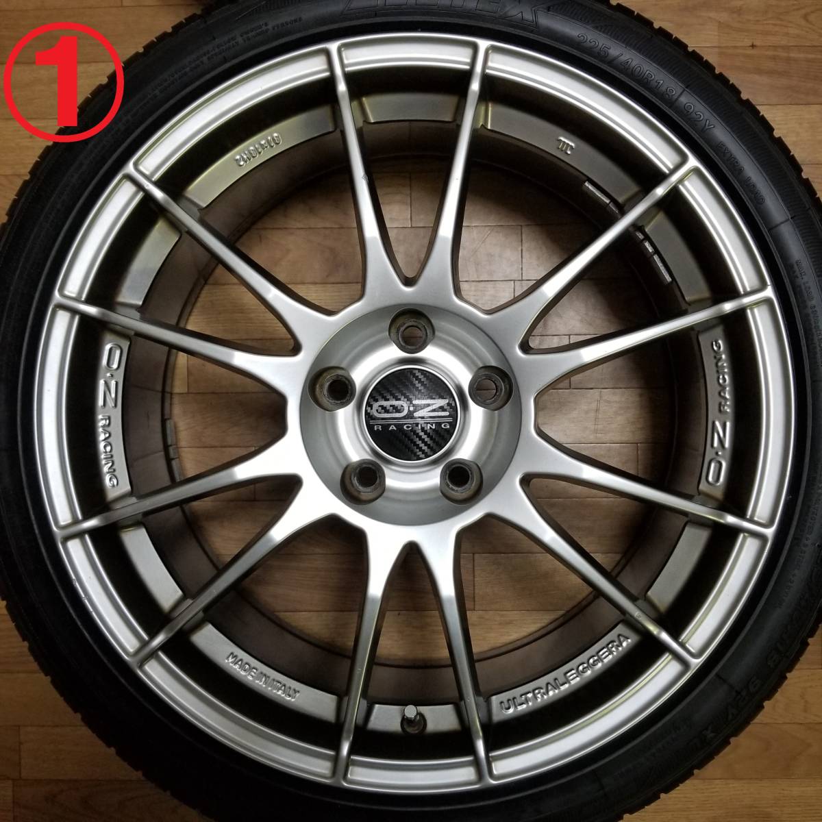 【バリ溝】18インチ 8J +45 PCD112 OZ レーシング ウルトラ レッジェーラ VW ゴルフ Golf 8K系 Audi アウディ A4 S4 4F系 A6 TT ベンツ BMW_画像2