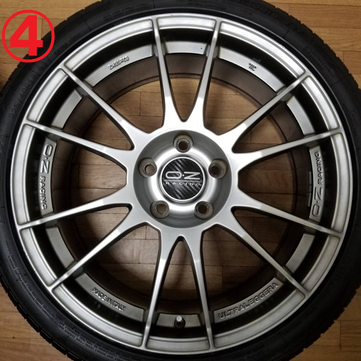 【バリ溝】18インチ 8J +45 PCD112 OZ レーシング ウルトラ レッジェーラ VW ゴルフ Golf 8K系 Audi アウディ A4 S4 4F系 A6 TT ベンツ BMW_画像5