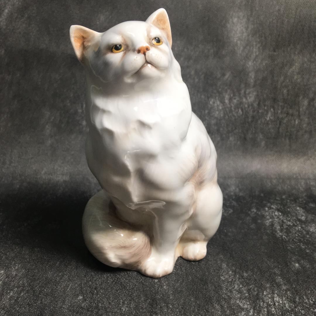 ロイヤルドルトン hn2539 royal doulton 白猫 ペルシャ 英国-