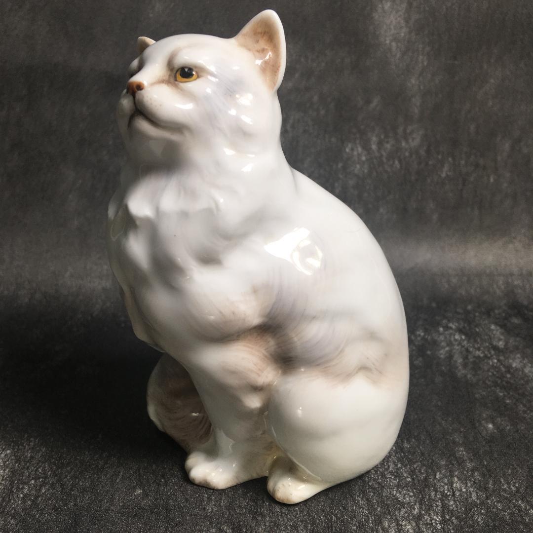 ロイヤルドルトン hn2539 royal doulton 白猫 ペルシャ 英国-
