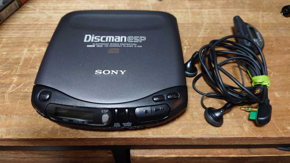 SONY Discman D-235　ジャンク　リモコン　RM-DM18L イヤホン MDR-E741