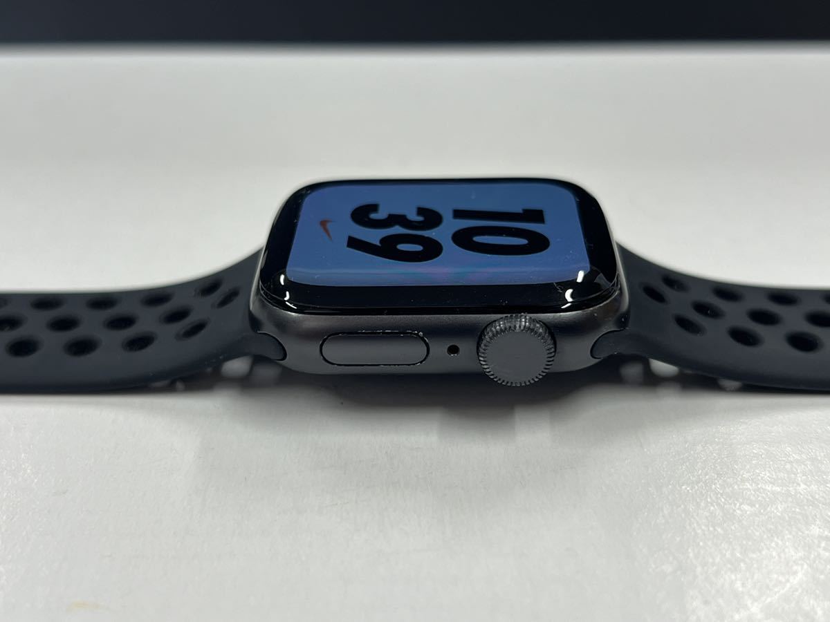 即決 Apple Watch SE NIKE 40mm スペースグレイアルミニウム ナイキ