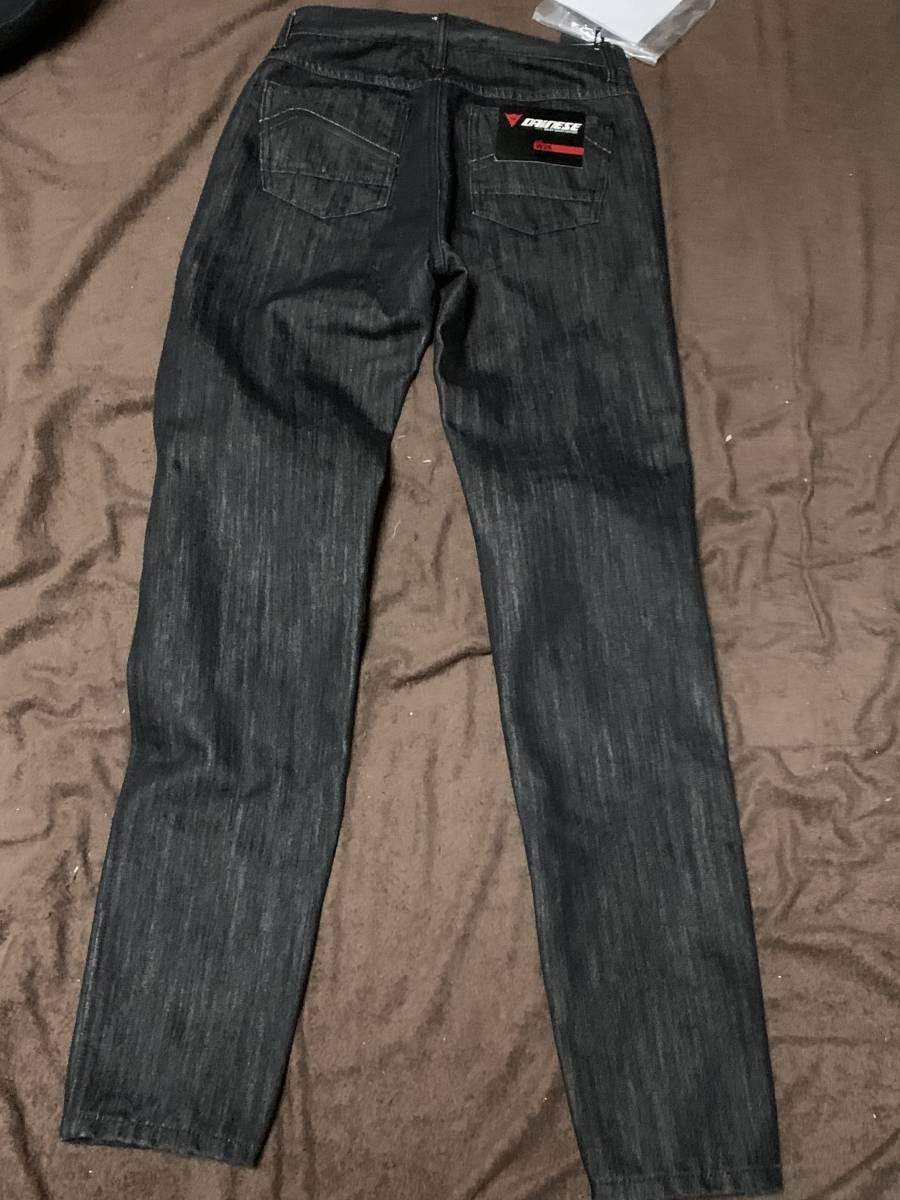 イタリア製　DAINESE QUEENSVILLE REG. LADY JEANS ダイネーゼ ジーンズ 女性用 サイズ　26　展示品　未使用_画像3