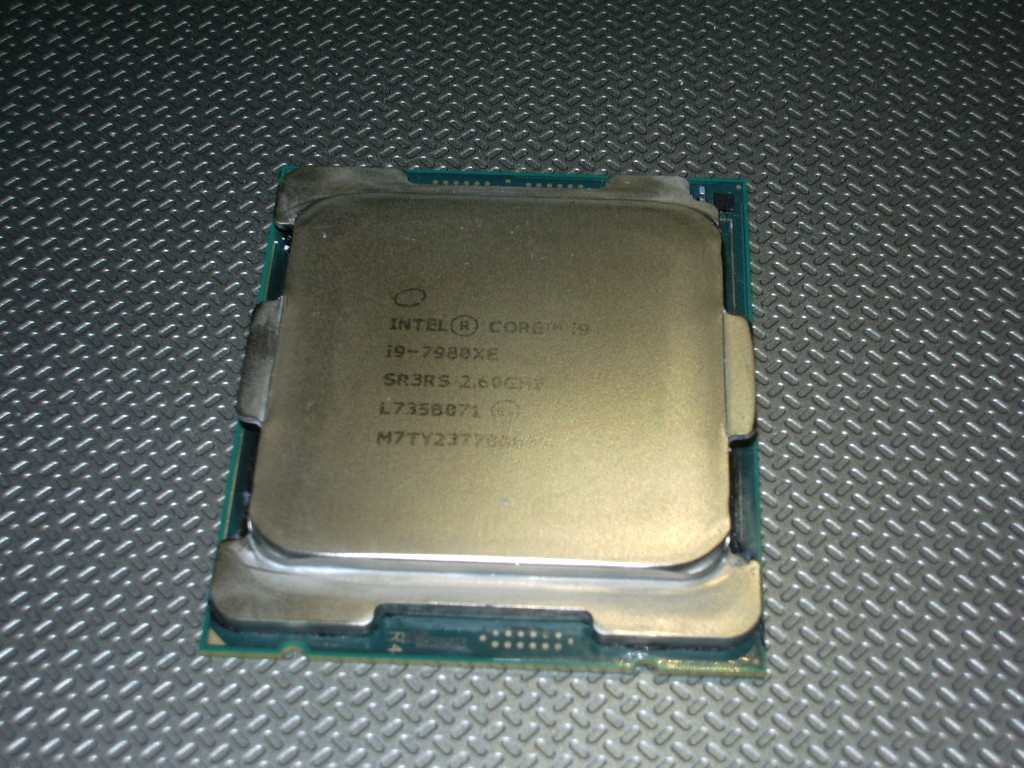 ☆ CPU Intel Core i9 7980XE 2.6GHz 18コア36スレッド LGA2066 正常動作品 ☆