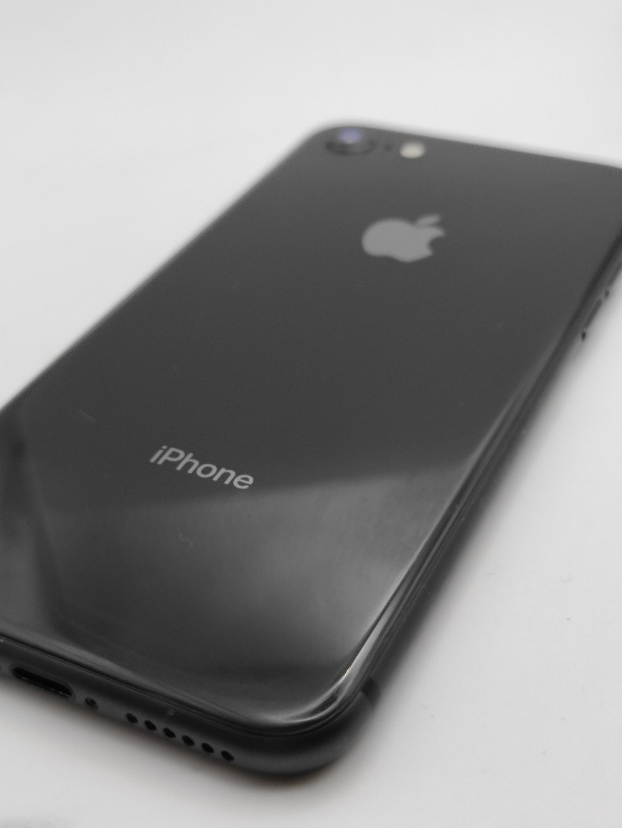 特価品 iPhone8 64GB SIMフリー #02 | smsgolubovci.me