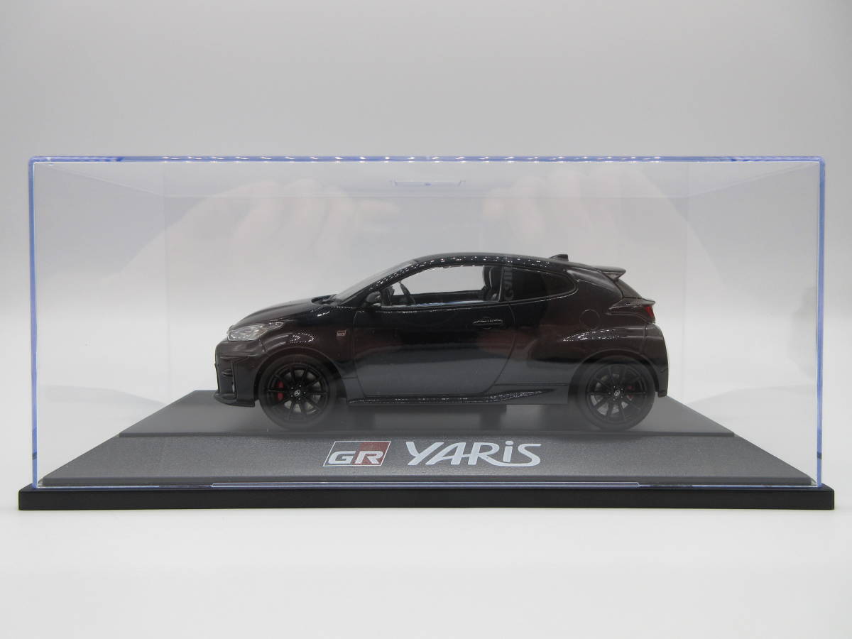 1/30 トヨタ 新型ヤリス GR YARIS 非売品 カラーサンプル ミニカー　プレシャスブラックパール