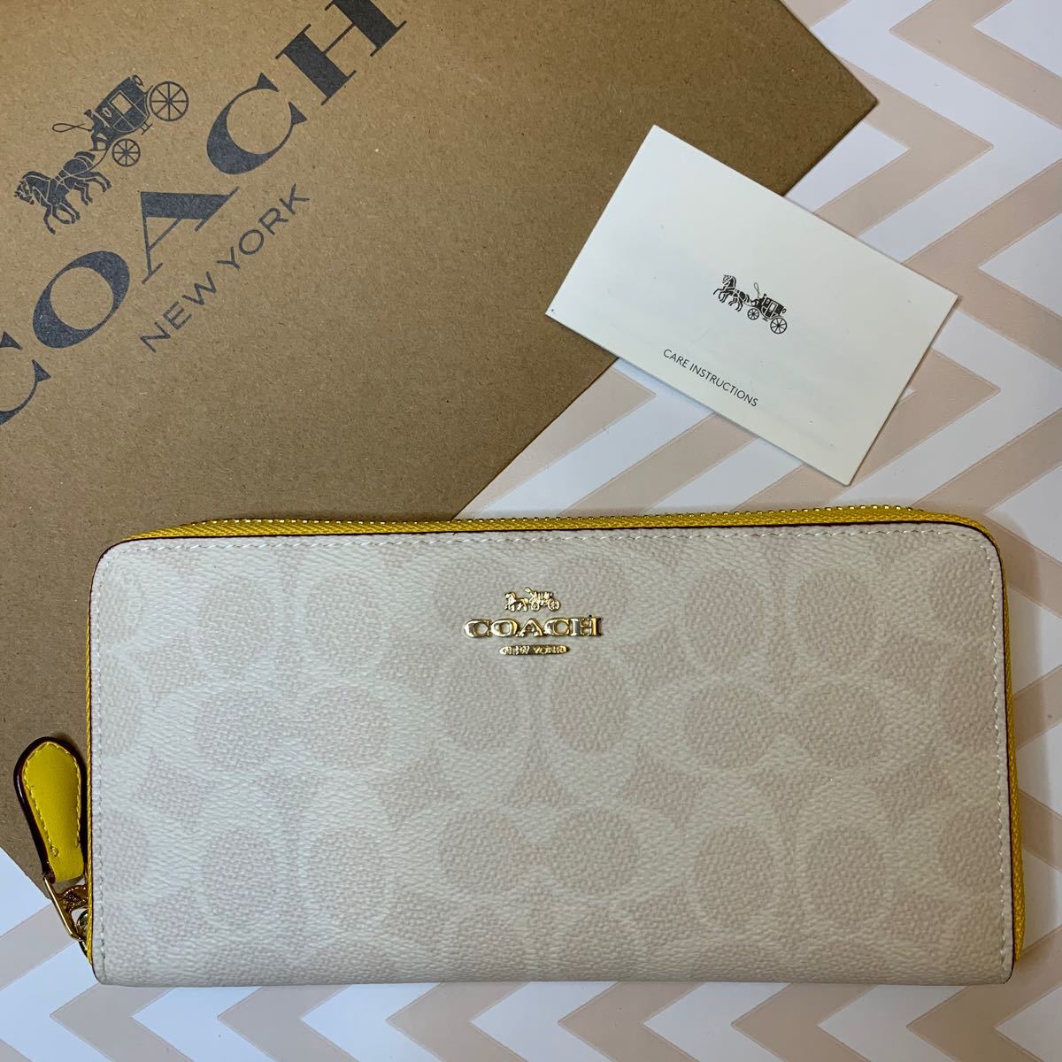 COACH コーチ アウトレット ホワイト 長財布 新品 - 長財布