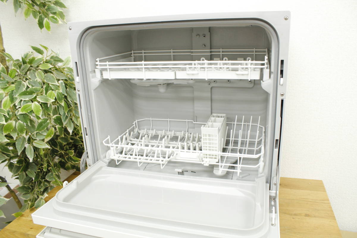 1,000円~売り切り!! Panasonic パナソニック NP-TA3-W 食器洗い乾燥機