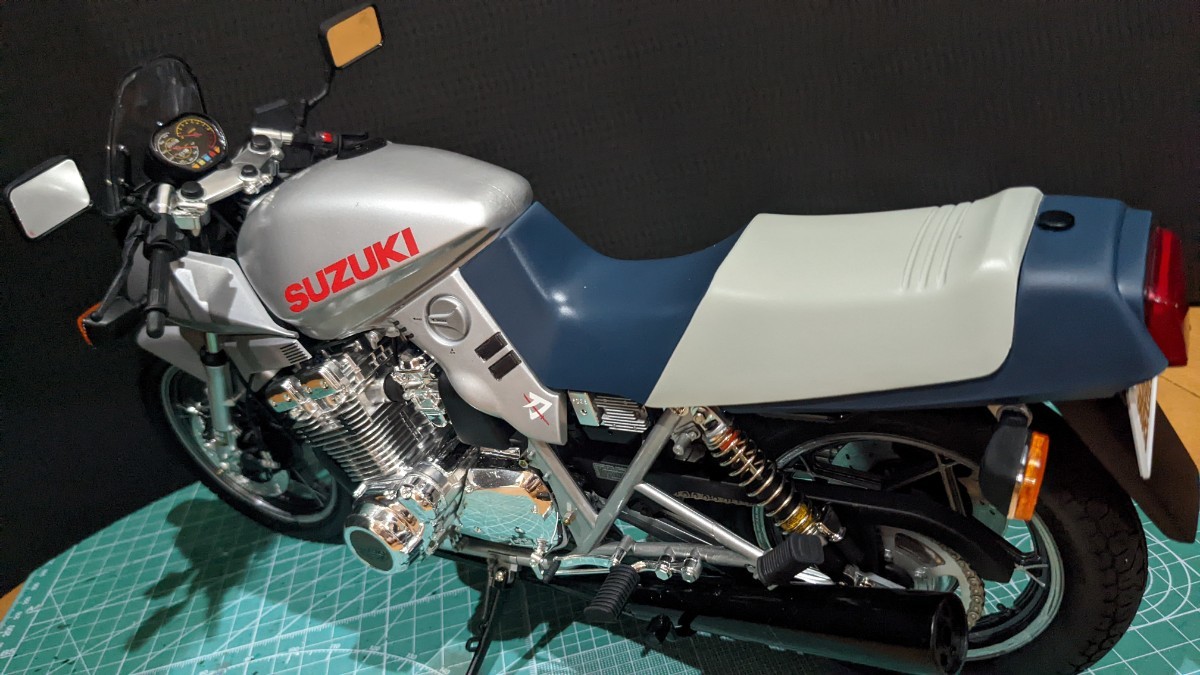 プラモデル スズキ GSX1100S カタナ 1/6 塗装済完成品|Yahoo プラモデル スズキ GSX1100S カタナ 1/6 塗装済完成品|Yahoo
