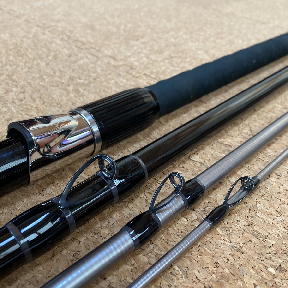 シマノ 海魂EV MS-540 超美品 並継 底物竿 石鯛 イシダイ シマノ 海魂EV MS-540 超美品 並継 底物竿 石鯛 イシダイ