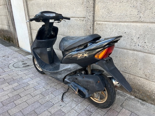 エンジン始動ok ホンダ ライブディオzx シャッターモデル 1316m Af35 2415 現状車 1円スタート 土日引渡しok 50cc以下 売買されたオークション情報 Yahooの商品情報をアーカイブ公開 オークファン Aucfan Com エンジン始動ok ホンダ ライブディオzx シャッターモデル 1316m Af35 2415 現状車 1円スタート 土日引渡しok 50cc以下 売買されたオークション情報 Yahooの商品情報をアーカイブ公開 オークファン Aucfan Com