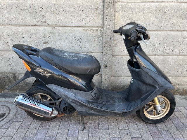 エンジン始動ok ホンダ ライブディオzx シャッターモデル 1316m Af35 2415 現状車 1円スタート 土日引渡しok 50cc以下 売買されたオークション情報 Yahooの商品情報をアーカイブ公開 オークファン Aucfan Com エンジン始動ok ホンダ ライブディオzx シャッターモデル 1316m Af35 2415 現状車 1円スタート 土日引渡しok 50cc以下 売買されたオークション情報 Yahooの商品情報をアーカイブ公開 オークファン Aucfan Com