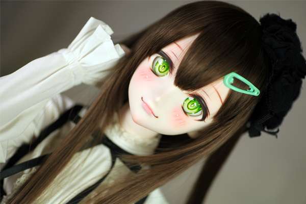 ボークス DDH-16 セミホワイト肌 カスタムヘッド+レジンアイ