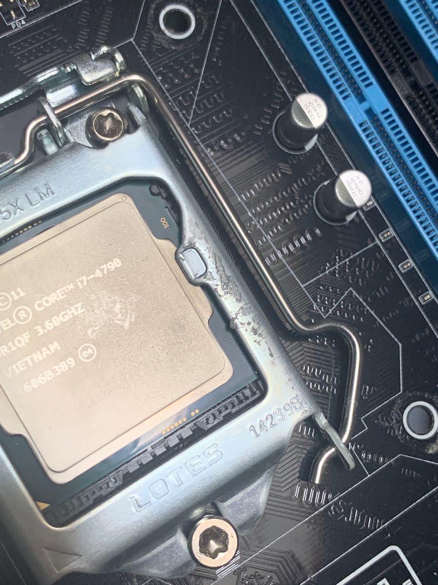 ASRock H97M Pro4 i7-4790 簡易動作確認 TFX電源・メモリ付属 ASRock H97M Pro4 i7-4790 簡易動作確認 TFX電源・メモリ付属