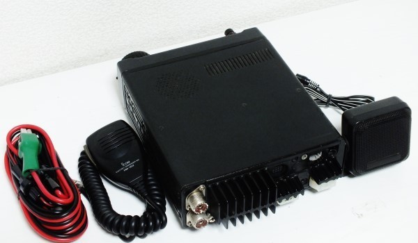 アイコム IC-706 HF/50/144MHz帯 オールモード 無線機 item details