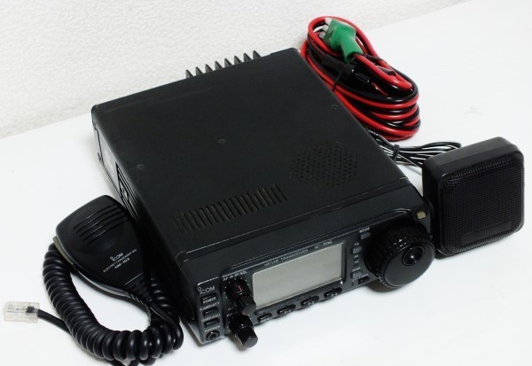 アイコム IC-706 HF/50/144MHz帯 オールモード 無線機 item details
