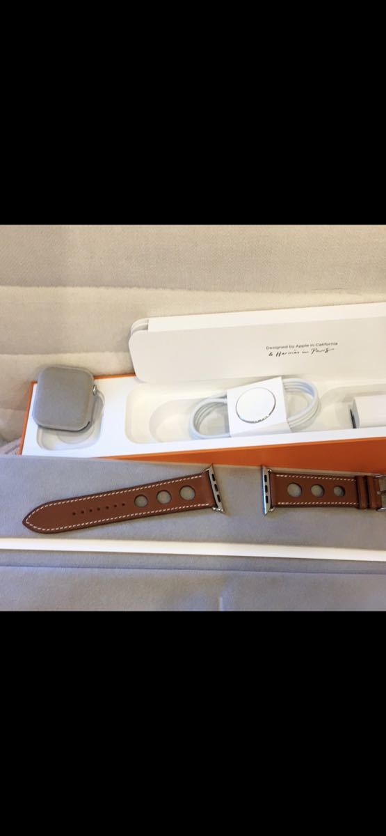超美品 アップルウオッチ エルメス シリーズ4 MU752J/A /ラバーベルト