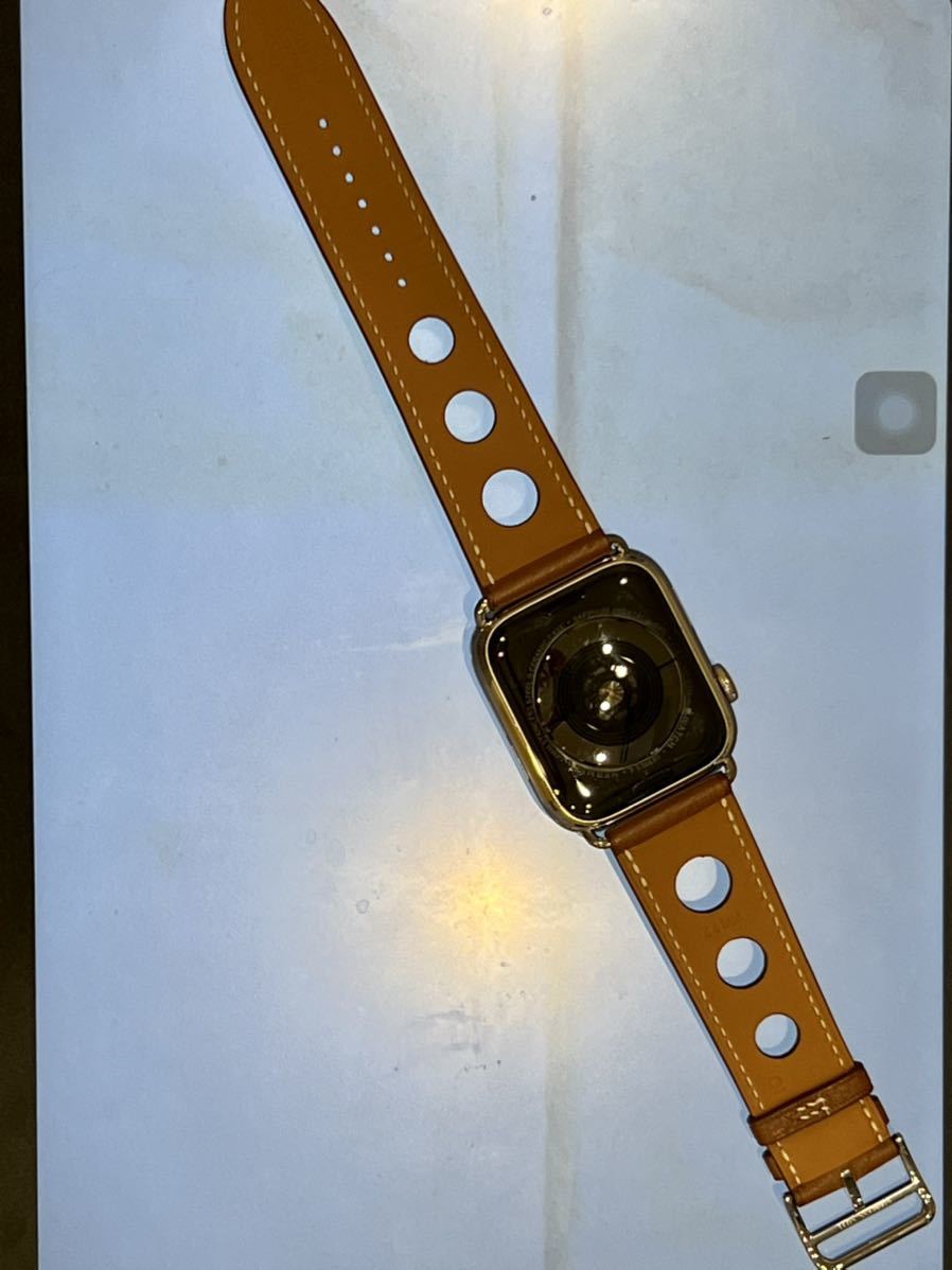 超美品 アップルウオッチ エルメス シリーズ4 MU752J/A /ラバーベルト