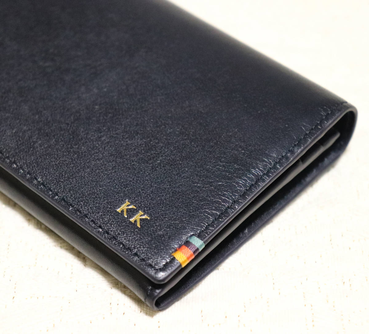 新品訳純正箱付き【Paul Smith ポールスミス 】本革 ステッチ 新品訳純正箱付き【Paul Smith ポールスミス 】本革 ステッチ