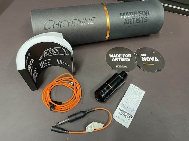 最安値に挑戦! Cheyenne SOL NOVA BLACK 3.5 本体のみ タトゥーマシン