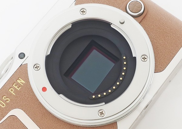 ◇美品【OLYMPUS オリンパス】OLYMPUS PEN E-PL9 14-42mm EZレンズ