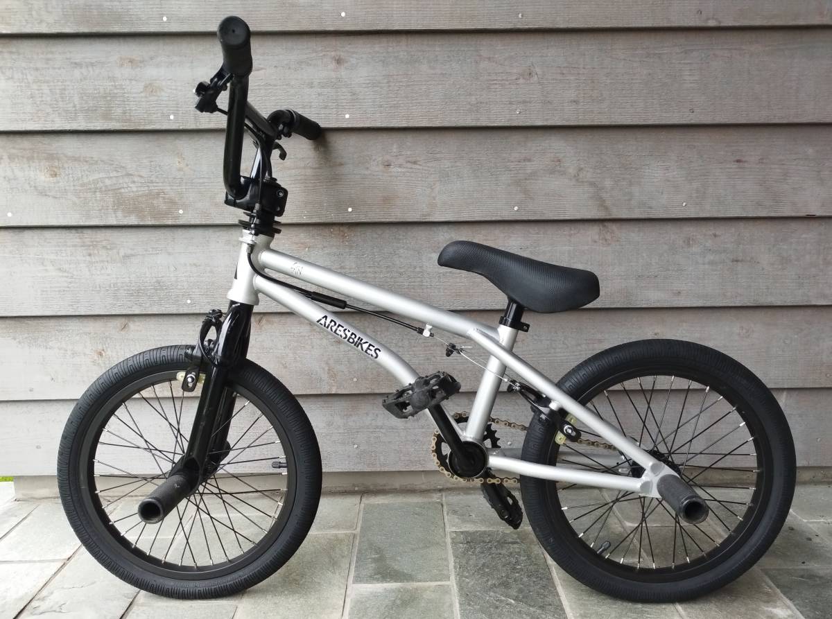 極美品 BMX アーレスバイク Ares bikes STN 16インチ-