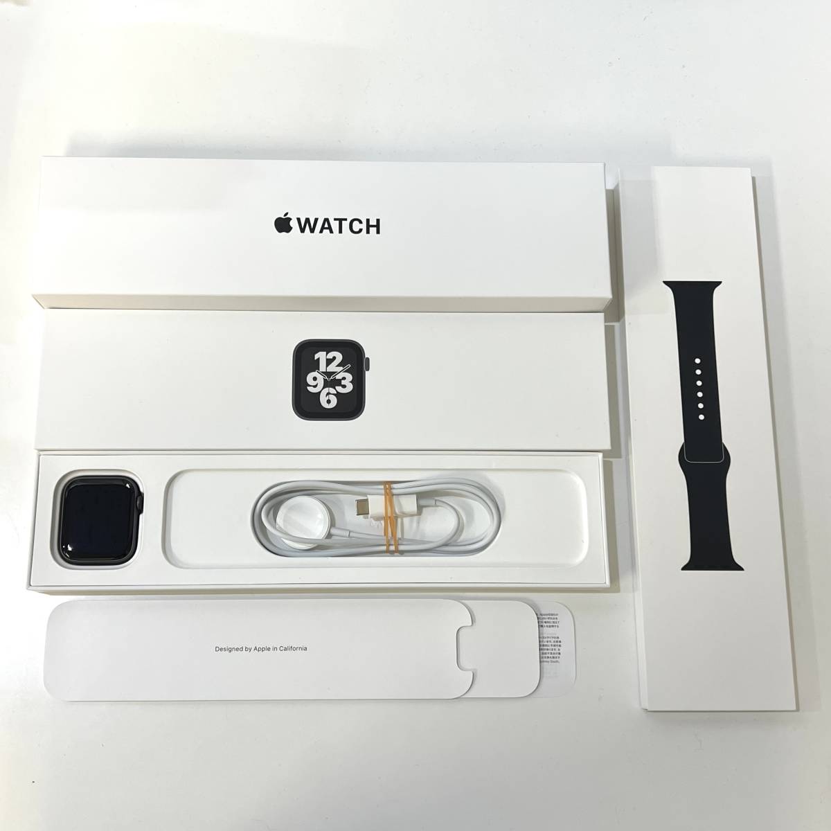 超美品】Apple Watch Series SE GPS + Cellular 44mm MKT33J/A
