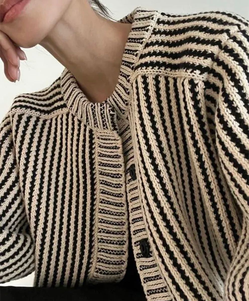 CLANE STRIPE CABLE HALF SLEEVE CARDIGAN-