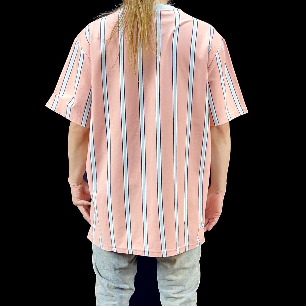 新品 HUF ハフ ストライプ ロゴ ワッペン サッカー ユニフォーム Tシャツ ライト ピンク オレンジ Mサイズ ストリート スケーター スポーツ