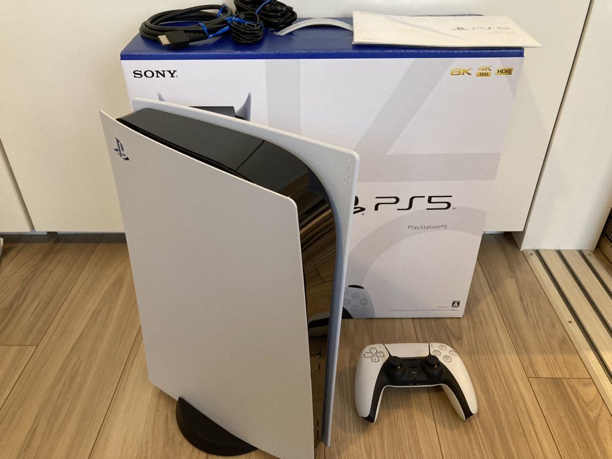 【極美品】PS5 本体　PlayStation 5 (CFI-1100A01) ディスク・ドライブ搭載型 プレステ5 プレイステーション5_画像1