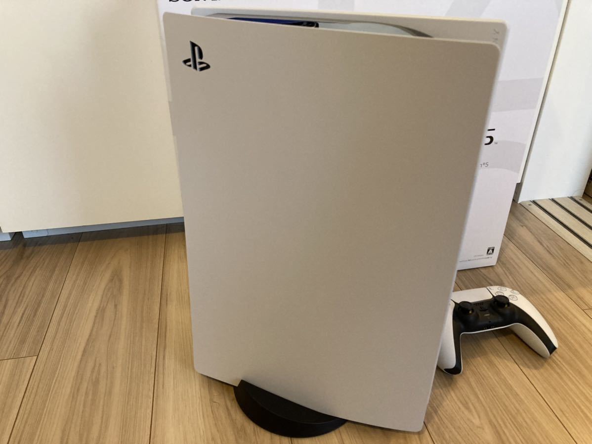 【極美品】PS5 本体　PlayStation 5 (CFI-1100A01) ディスク・ドライブ搭載型 プレステ5 プレイステーション5_画像2