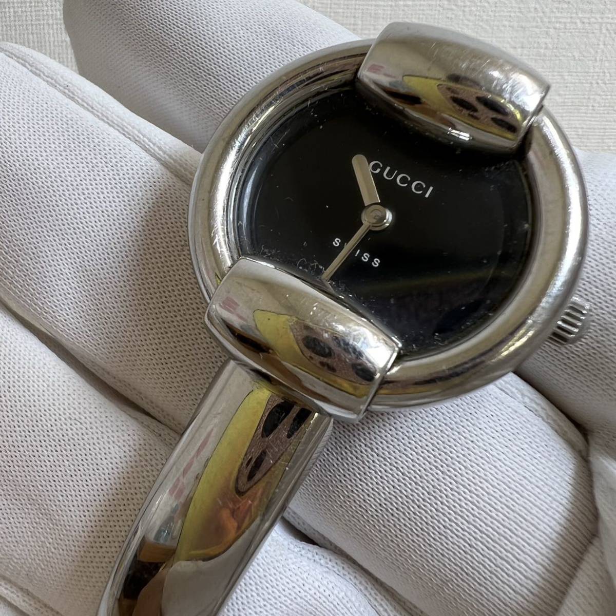 稼働品】GUCCI グッチ 1400L Quartz 黒文字盤 腕時計 レディース【箱