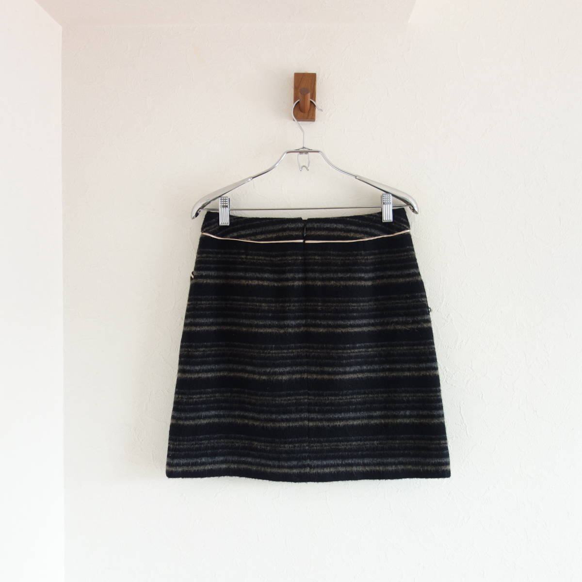 *NATURAL BEAUTY BASIC( Natural Beauty Basic ) wool border skirt *