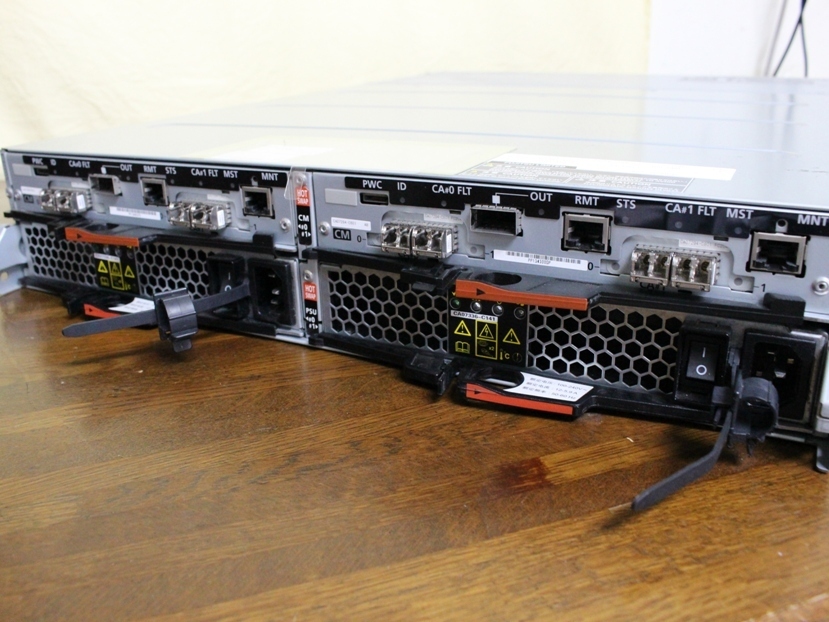 FUJITSU 富士通 PCサーバ ETERNUS DX80 S2 モデル ET082DC プライマジー 2.5インチ 600GB×24個_画像3