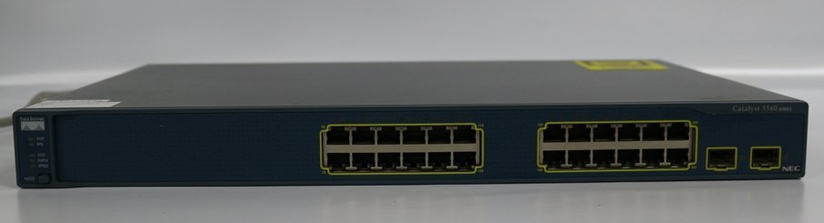 在庫限定 中古スイッチ Cisco Catalyst WS-C3560-24TS-E 通電確認済み 代引き可_画像1