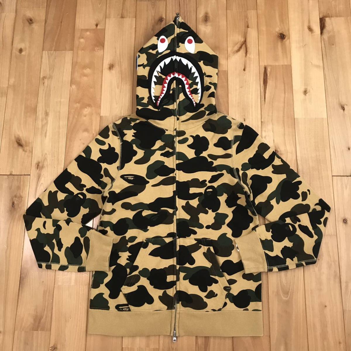 シャーク パーカー レディース XSサイズ 1st camo a bathing ape BAPE shark full zip hoodie エイプ  ベイプ アベイシングエイプ ladies m2