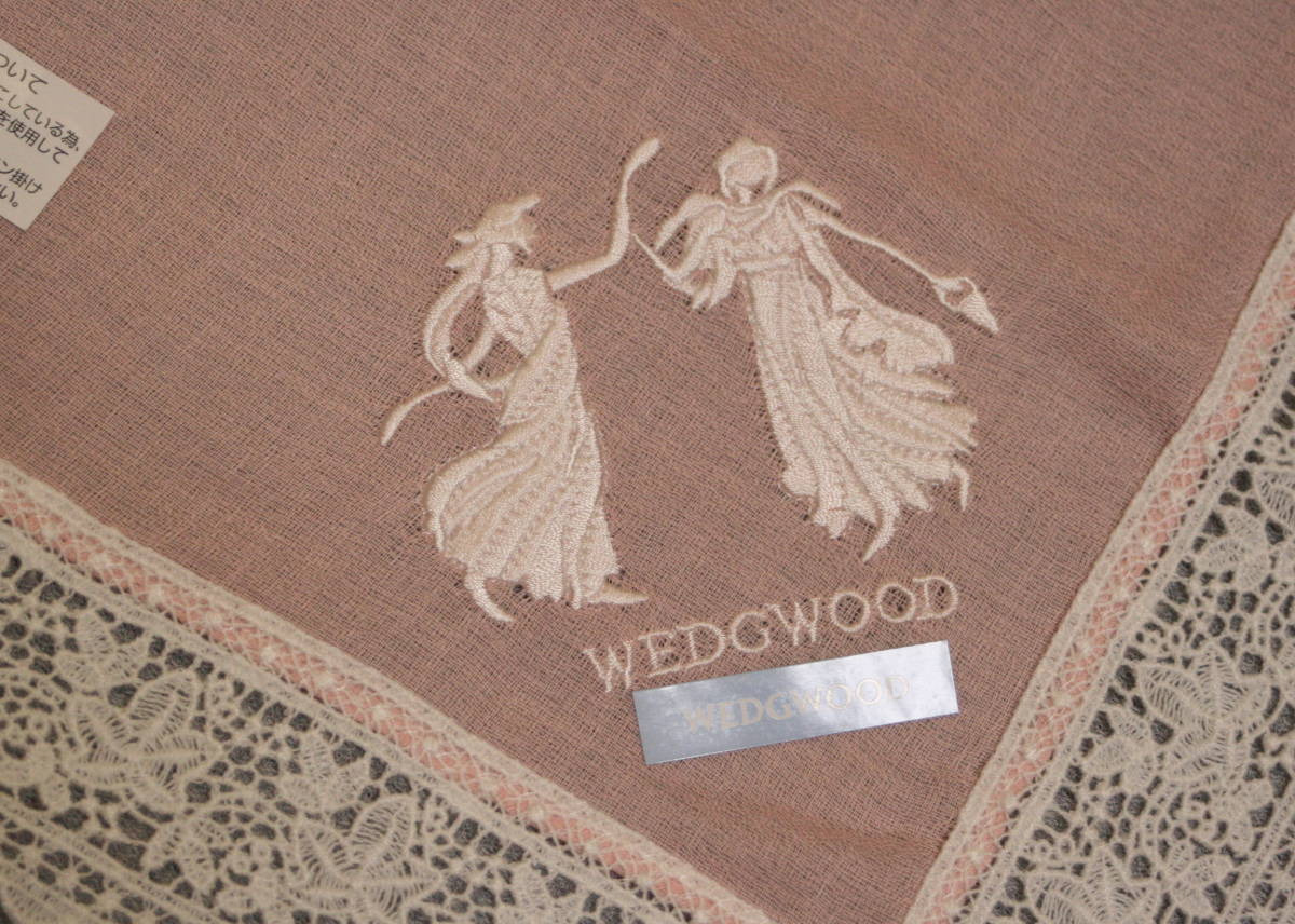 ★保管品　WEDGWOOD　ウエッジウッド　刺繍　レース　ハンカチ　ピンク系★_画像3