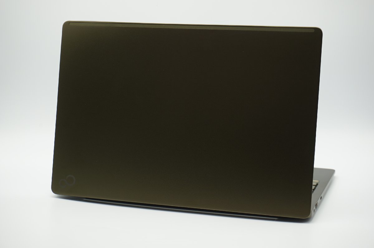 有機EL・第11世代i5】富士通 LIFEBOOK CH90/F3 FMVC90F3K Core i5
