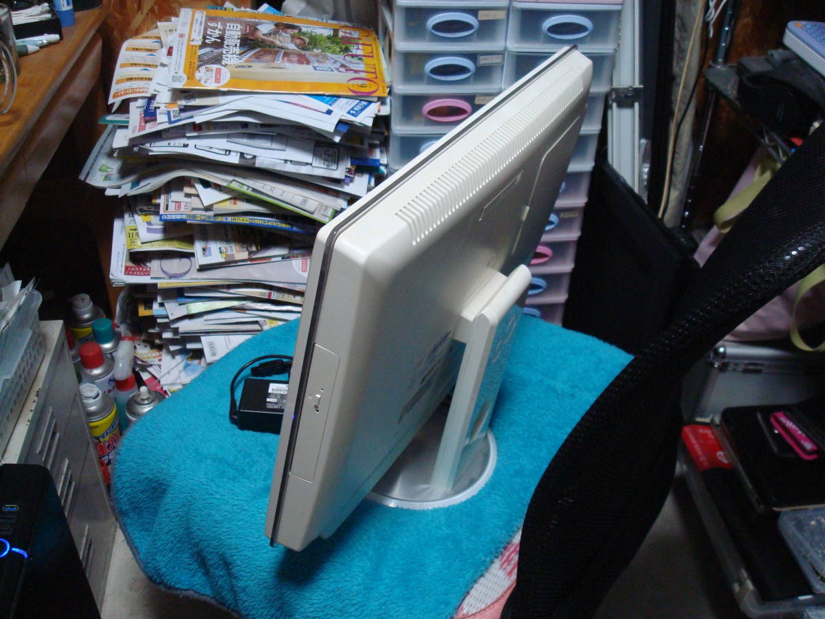 物品 Windows7 AMD E-350 1.6GHz メモリ4GB FUJITSU 一体型PC ESPRIMO