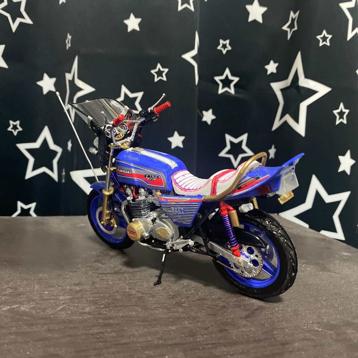 アオシマ  1/12  カワサキ Z1- R II 改  族車仕様 プラモデル 完成品  BEET 仕様 