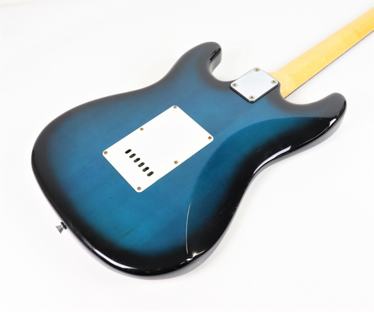 【動作OK】 SELDER セルダー ストラトキャスター エレキギター 22フレット サンバーストカラー 弦楽器 音楽 バンド ギタリスト 010JHDH89_画像9