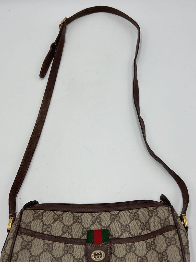 お早い方優先!未使用・限定品 GUCCI 可愛いホワイトハンドショルダー