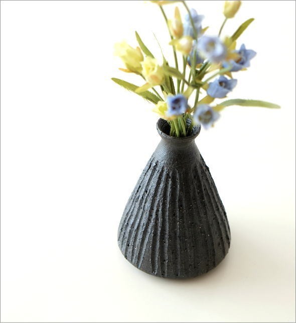  ваза цветок бутылка керамика один колесо .. Seto . ваза для цветов цветок основа модный японский стиль мир современный простой маленький круглый сделано в Японии чернозём треугольник сверло цветок inserting 