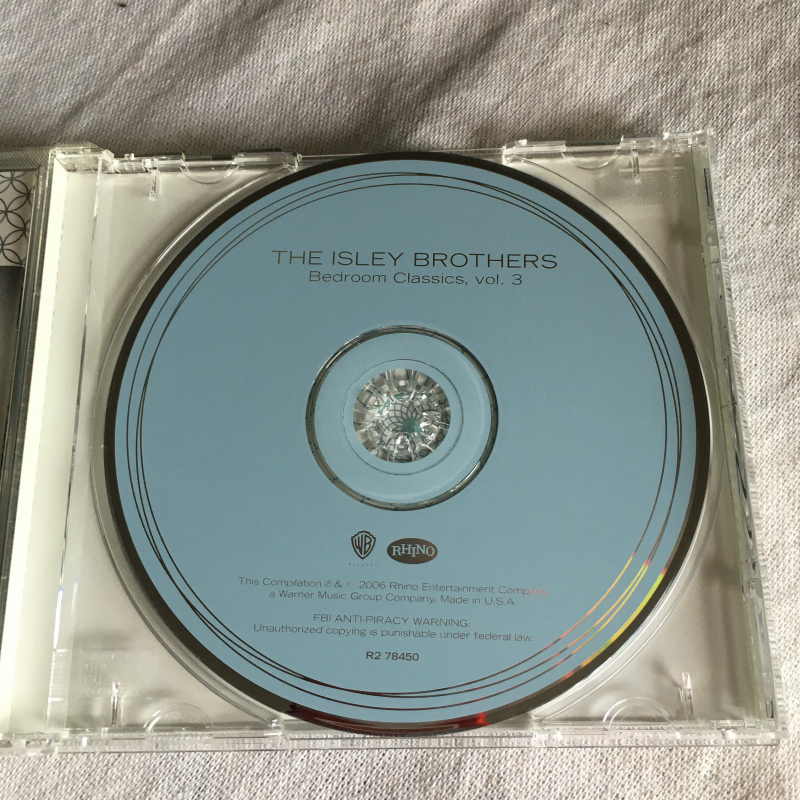 THE ISLEY BROTHERS「BEDROOM CLASSICS Vol.3」 ＊「For the Love Of You (Part 1 & 2)」「Bedroom Eyes」「Groove With You」他、収録_画像5