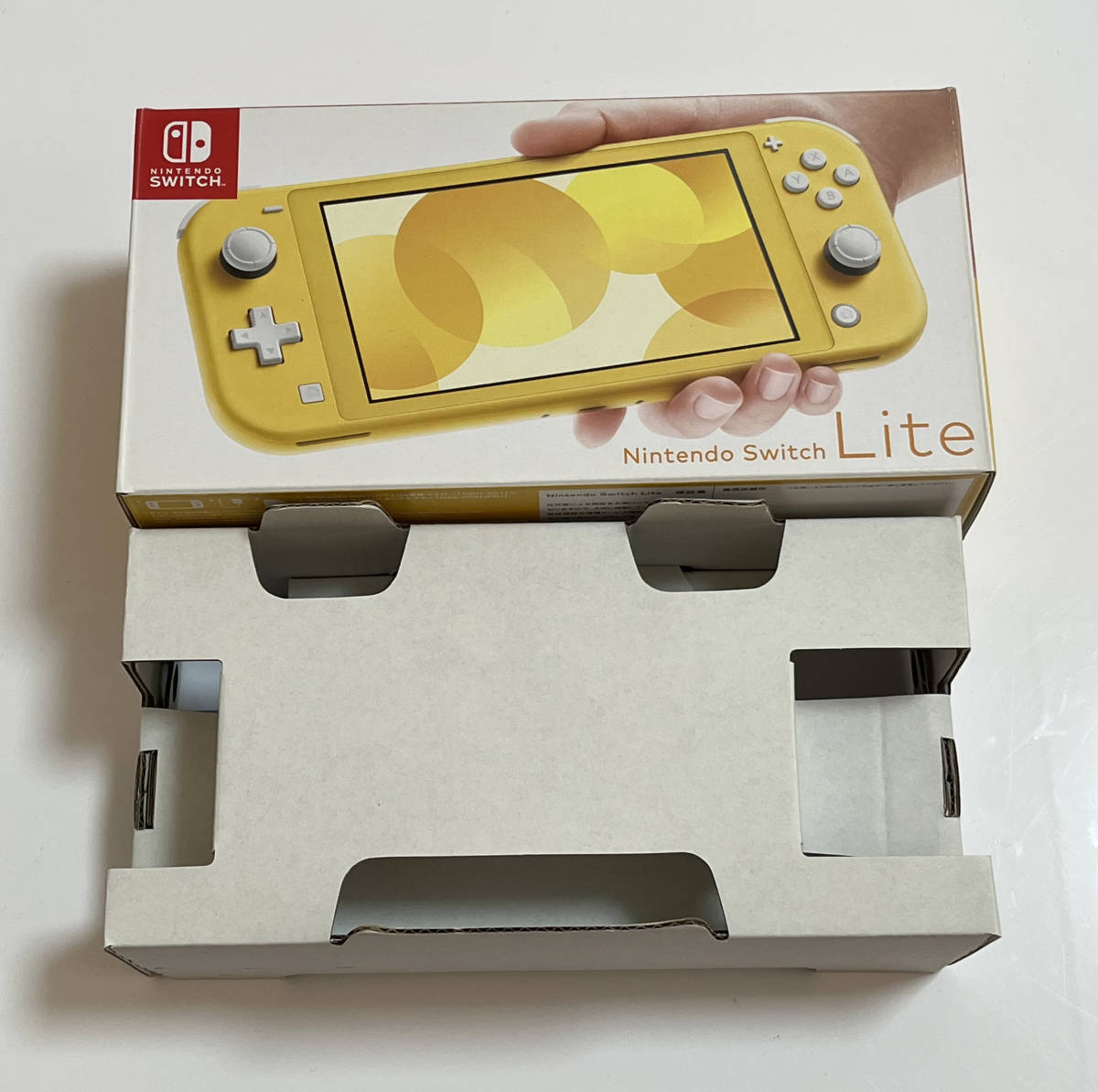 大得価 Nintendo Switch - Switch Lite イエロー、ファイナル