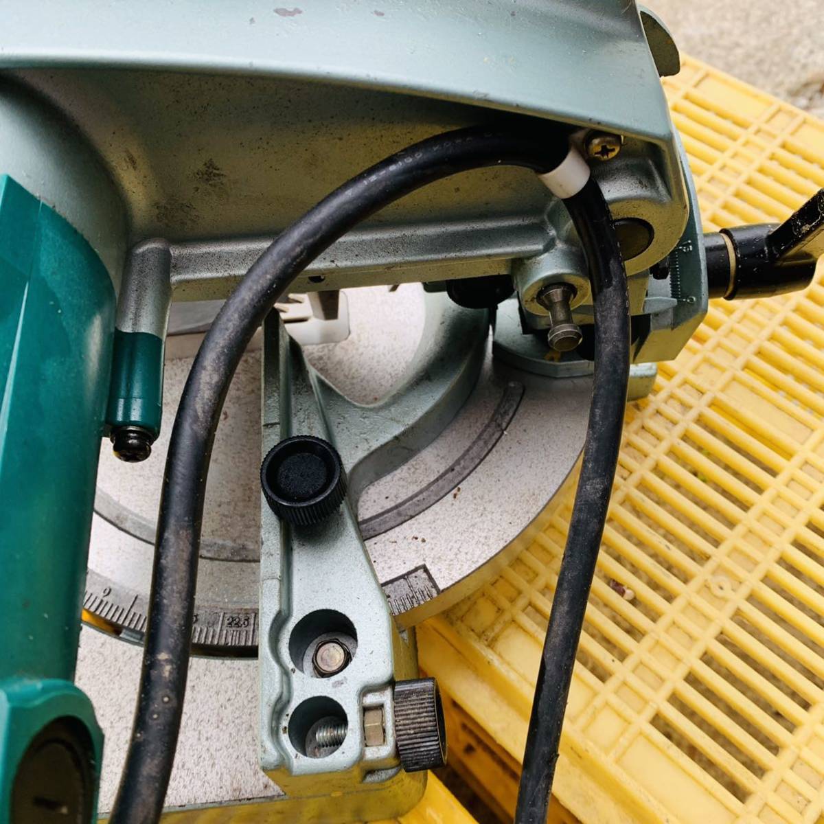 日立 C 8FC 216mm 卓上丸ノコ スライド丸のこ HITACHI 日立工機